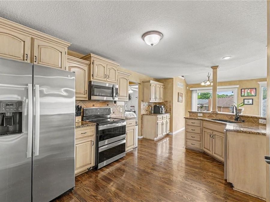 Property Image 16