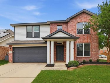 13236 Ridgepointe Road, Fort Worth, TX 76244