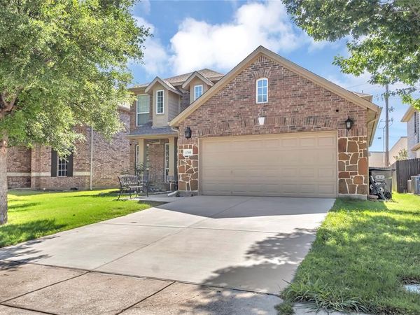 2708 Sunlight Drive, Little Elm, TX 75068