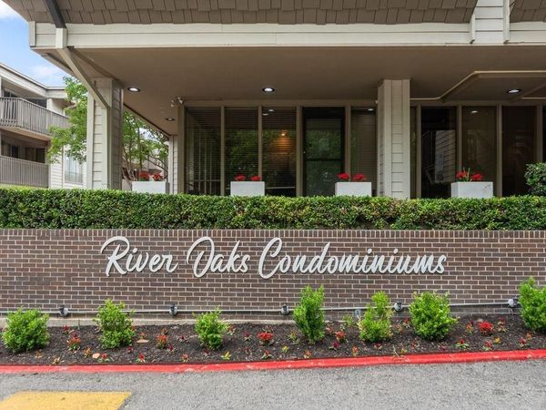 4845 Cedar Springs Road, Unit 368, Dallas, TX 75219