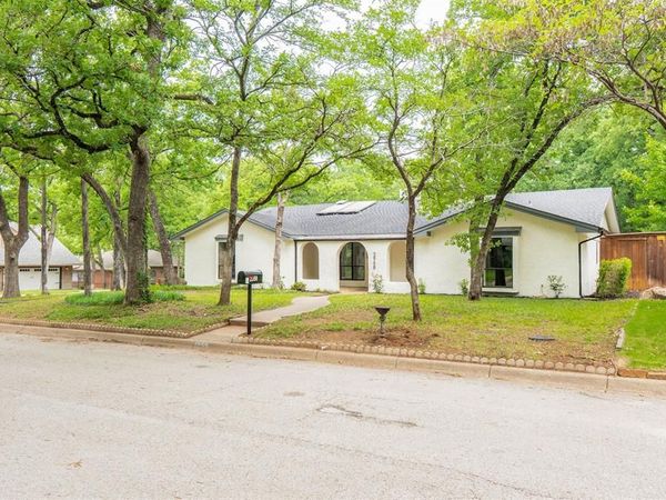 2958 Wentwood Drive, Grapevine, TX 76051