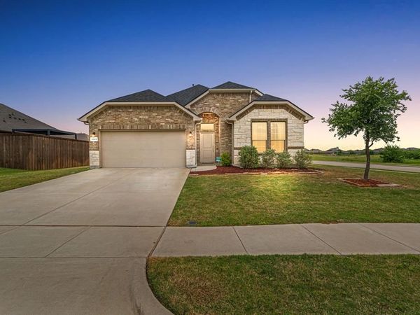 1443 Fox Hollow Road, Krum, TX 76249