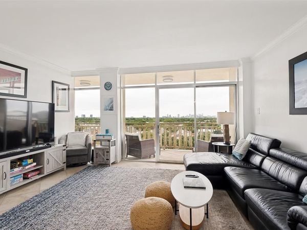 6211 W Northwest Highway, Unit 803, Dallas, TX 75225