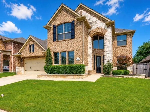 342 Manchester Drive, Roanoke, TX 76262