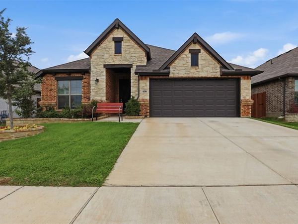 908 Misty Lane, Cleburne, TX 76033