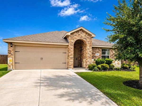2492 Saldana Drive, Fate, TX 75189
