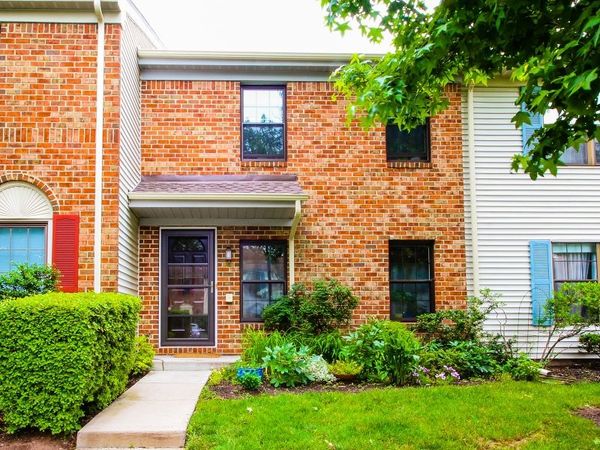 123 Pear Tree Ln, Franklin, NJ 08823