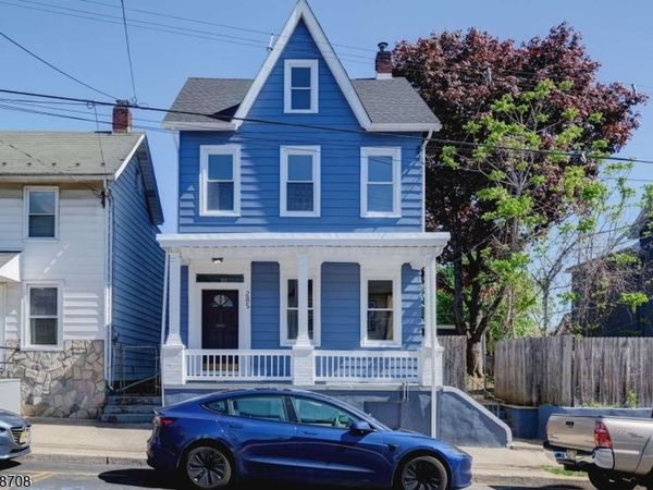 285 Chambers St, Phillipsburg, NJ 08865