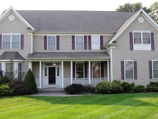 2 Northridge Ct, Washington, NJ 07853