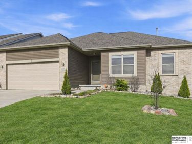 20908 Camden Avenue, Elkhorn, NE 68022