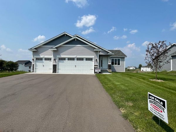 8245 Natures Edge Road , Clear Lake, MN 55319