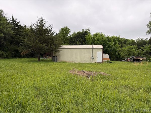 790 E Frisco Street , Hallett, OK 74034