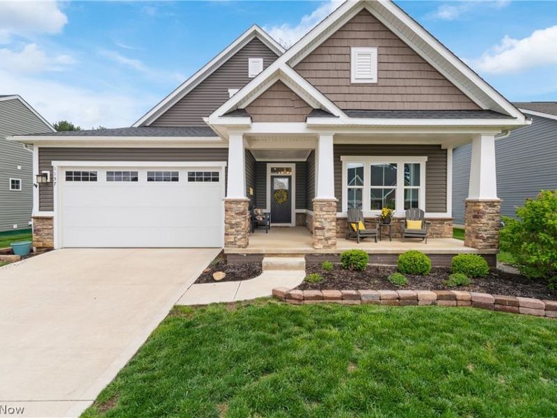 1157 Fountain View Street NE, Canton, OH 44721 Photo 2