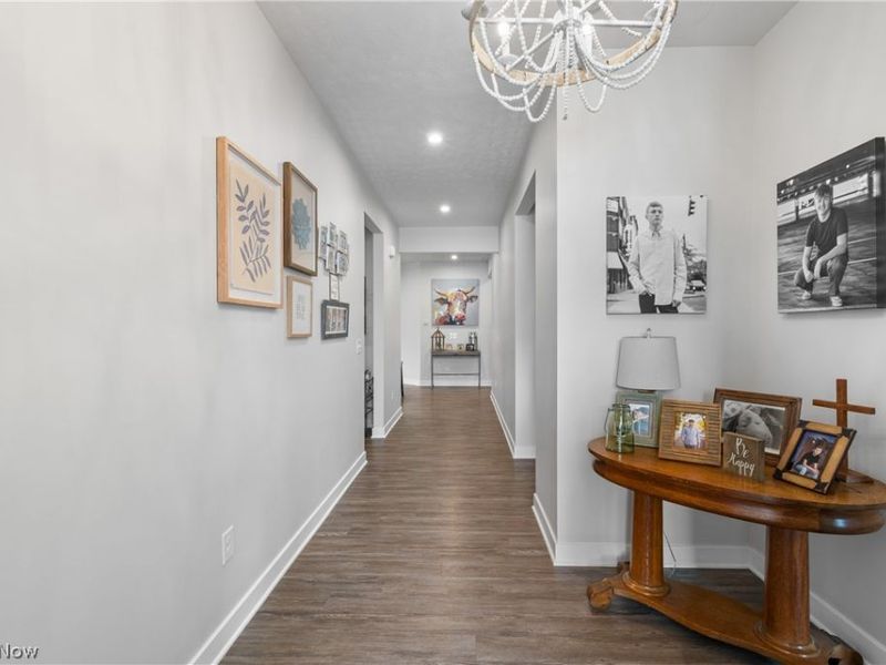1157 Fountain View Street NE, Canton, OH 44721 Photo 3