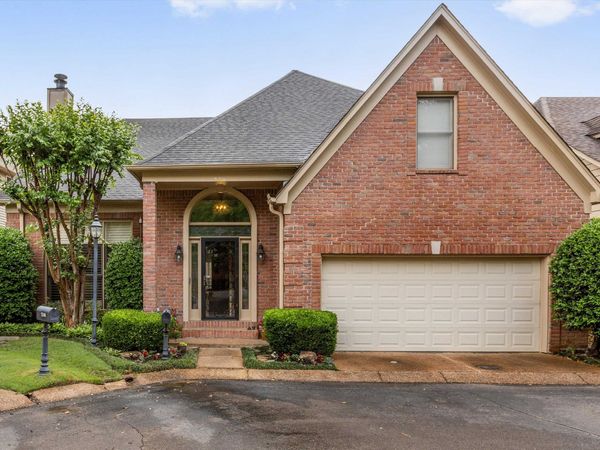 530 E LEXINGTON PARK CIR, Memphis, TN 38120