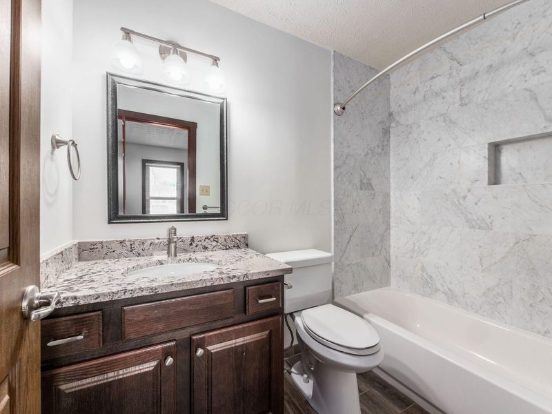 414 Edinburgh Road , Dublin, OH 43017 Photo 13