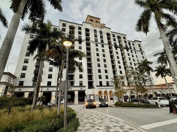 651 Okeechobee Boulevard, Unit 808, West Palm Beach, FL 33401