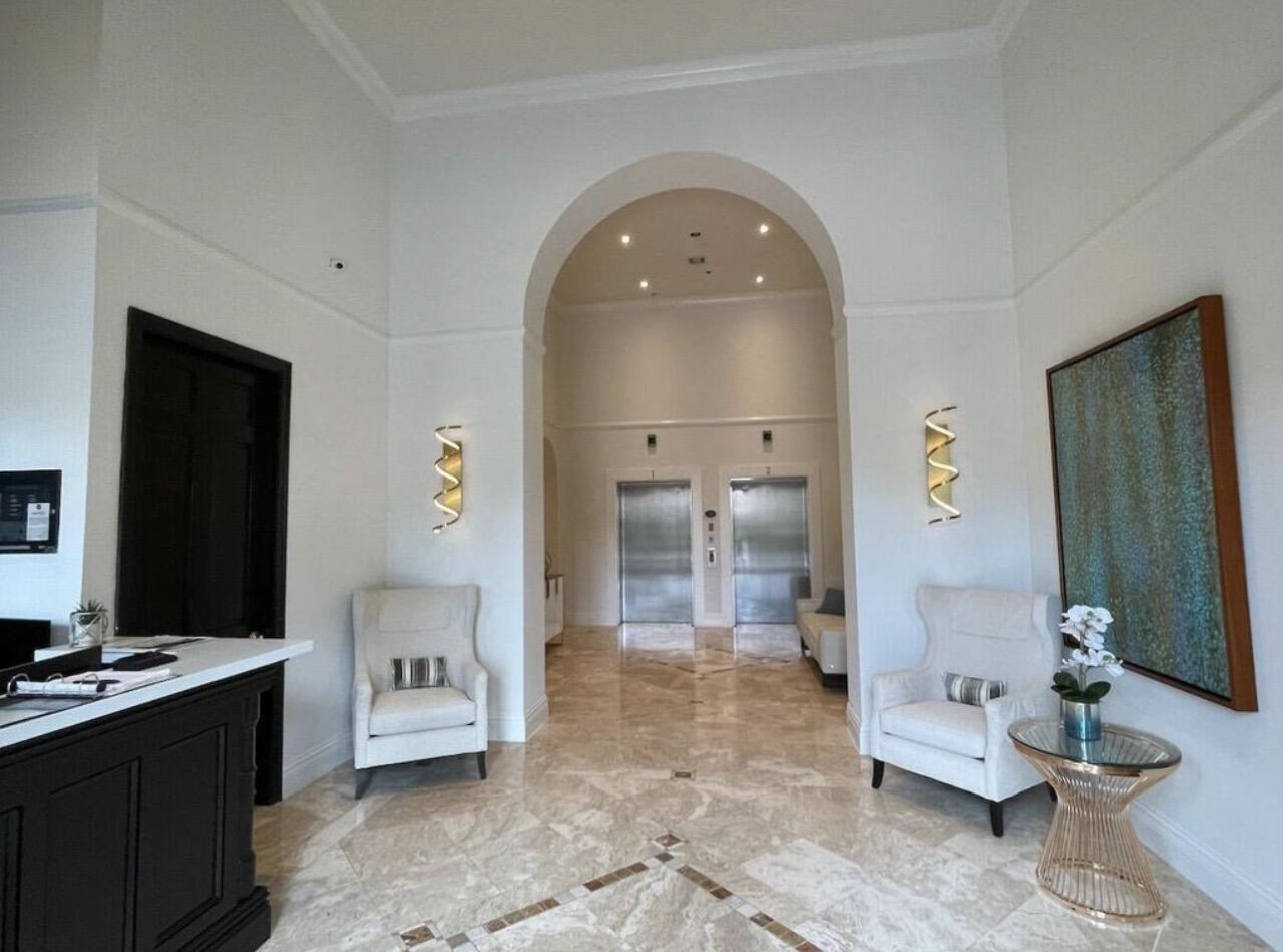 651 Okeechobee Boulevard, Unit 808, West Palm Beach, FL 33401 Photo