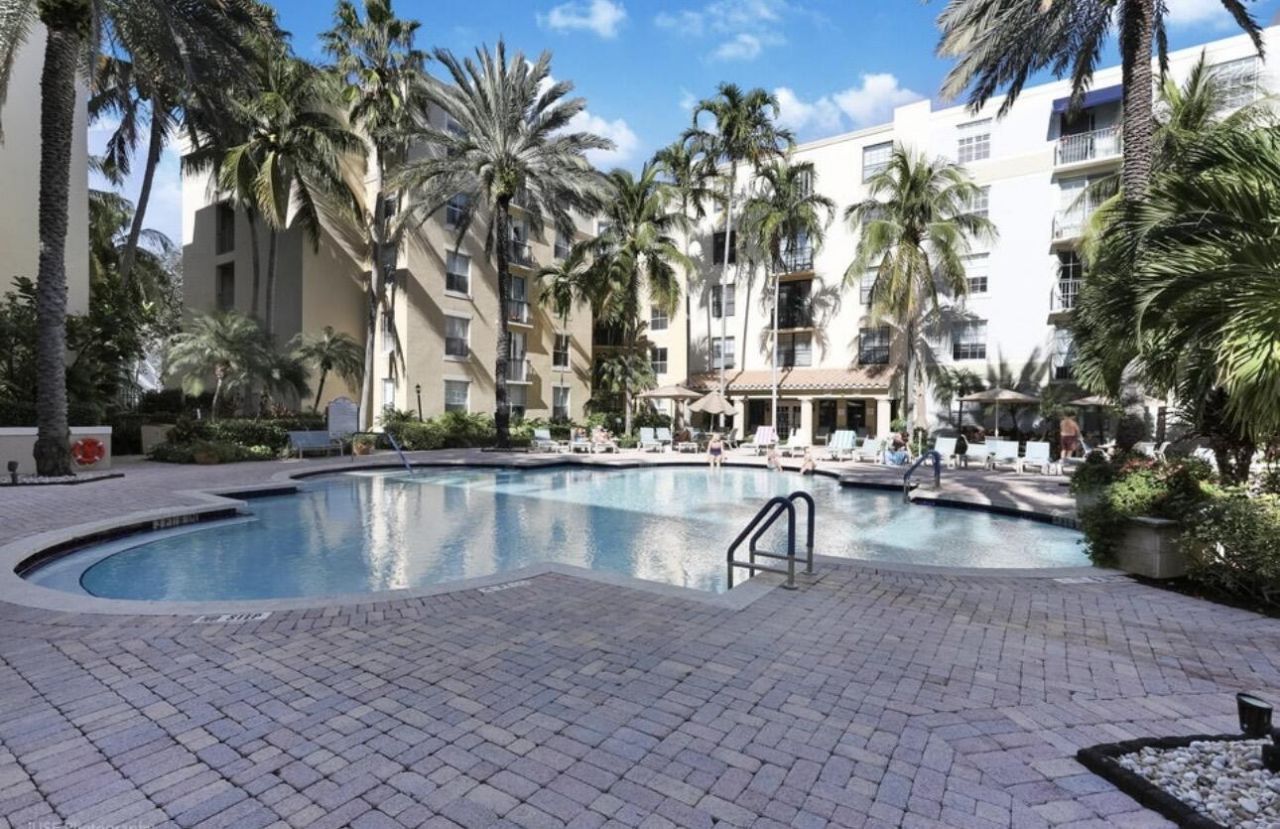 651 Okeechobee Boulevard, Unit 808, West Palm Beach, FL 33401 Photo