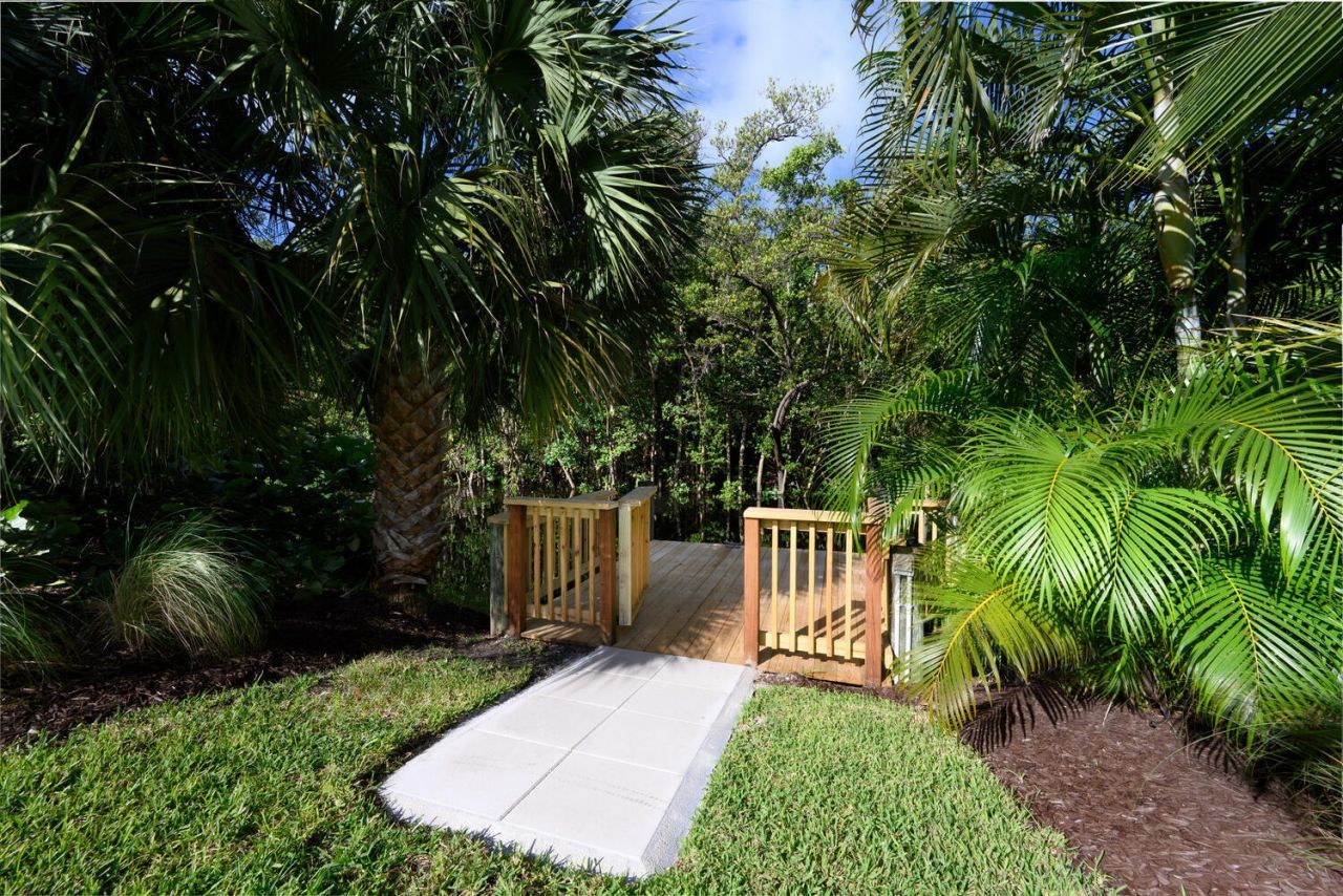 11823 Lake Shore Place, North Palm Beach, FL 33408 Photo