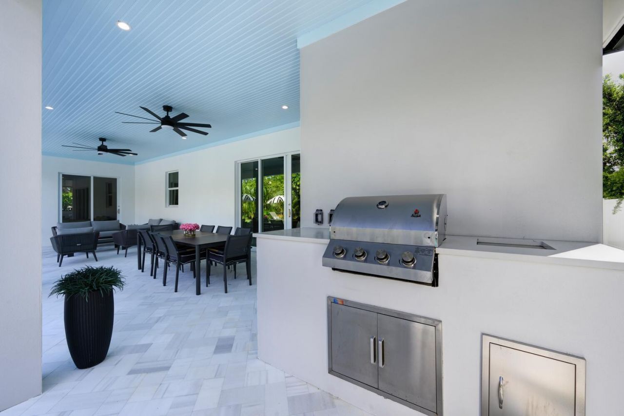 11823 Lake Shore Place, North Palm Beach, FL 33408 Photo