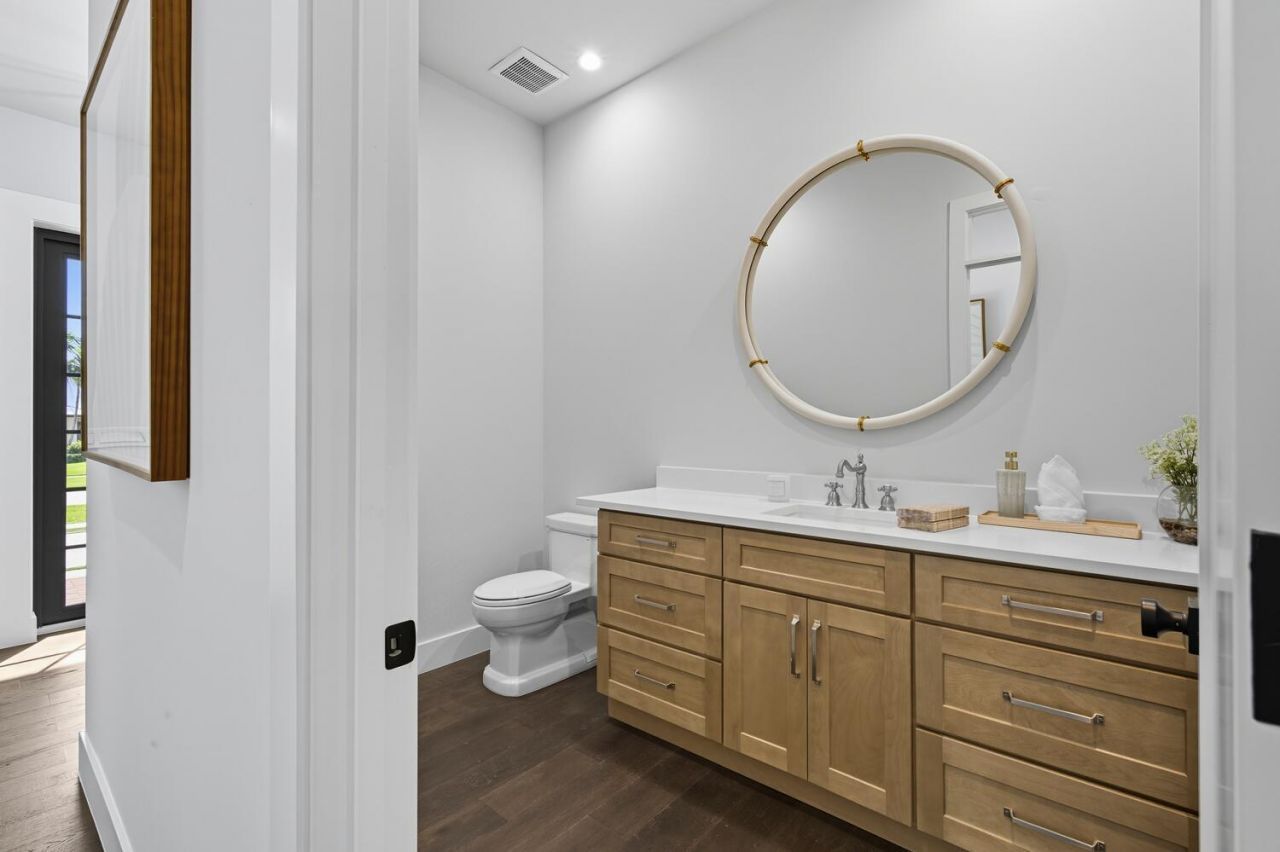 11823 Lake Shore Place, North Palm Beach, FL 33408 Photo