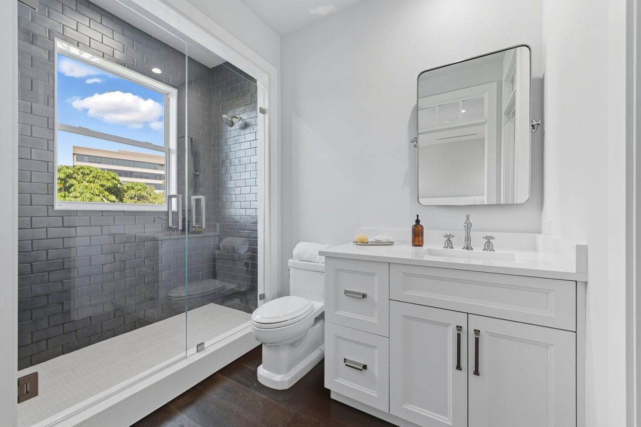11823 Lake Shore Place, North Palm Beach, FL 33408 Photo
