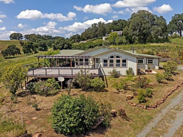 10721 Shenandoah Rd, Plymouth, CA 95669