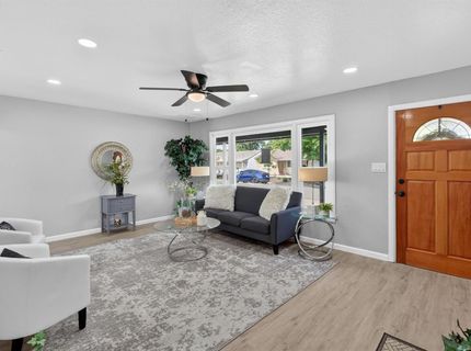 1548 Sterling St, Sacramento, CA 95822 Photo