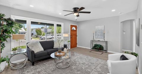 1548 Sterling St, Sacramento, CA 95822 Photo