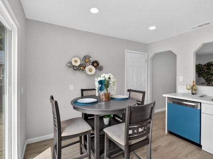 1548 Sterling St, Sacramento, CA 95822 Photo