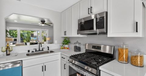 1548 Sterling St, Sacramento, CA 95822 Photo