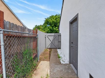 1548 Sterling St, Sacramento, CA 95822 Photo