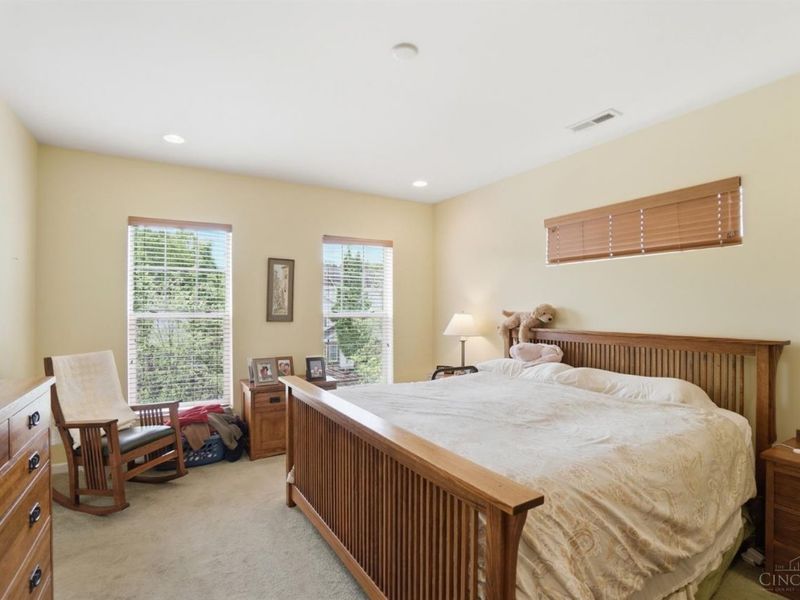 3346 Marburg Square Lane, Unit 8E, Cincinnati, OH 45209 Photo 11