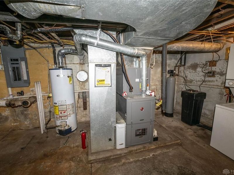 2294 E 40 US, Lewisburg, OH 45338 Photo 33