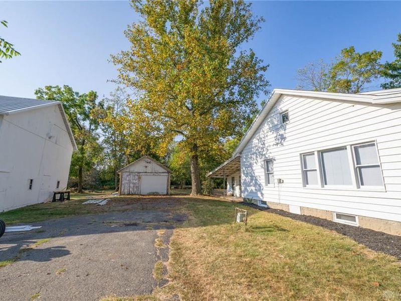 2294 E 40 US, Lewisburg, OH 45338 Photo 43