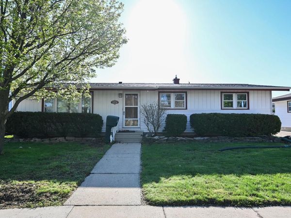 5834 14th STREET, Milwaukee, WI 53221