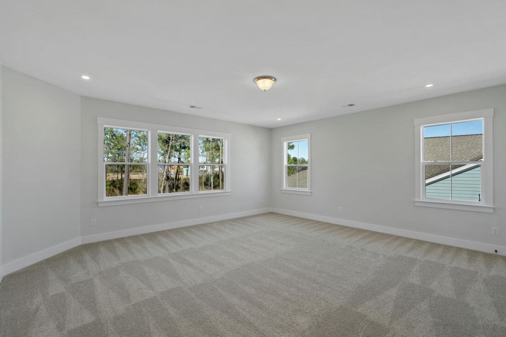 2019 Riverbend Drive Photo 11