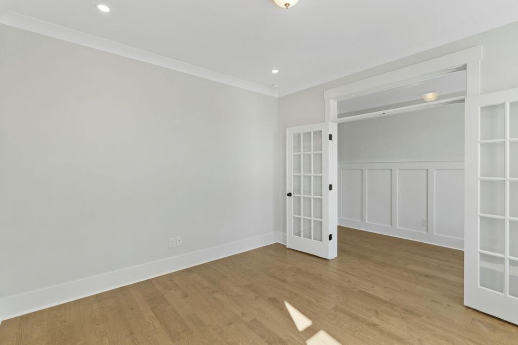 2019 Riverbend Drive Photo 7
