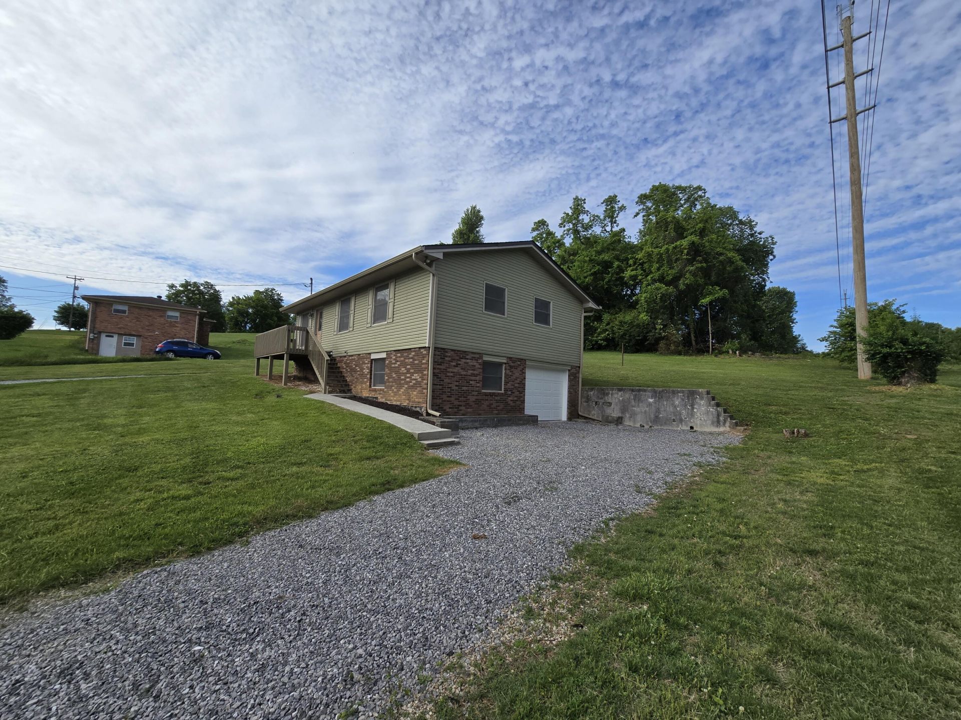 355 Fox Drive, Morristown, TN 37814 Main Photo