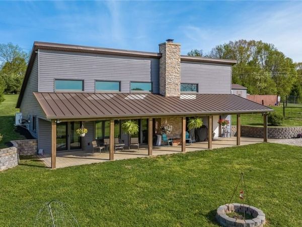6180 Irish Ridge Road SE, Corning, OH 43730