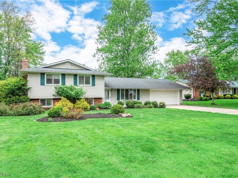 8139 Yorkshire Drive , Mentor, OH 44060 Photo 1
