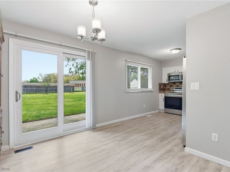 8139 Yorkshire Drive , Mentor, OH 44060 Photo 10