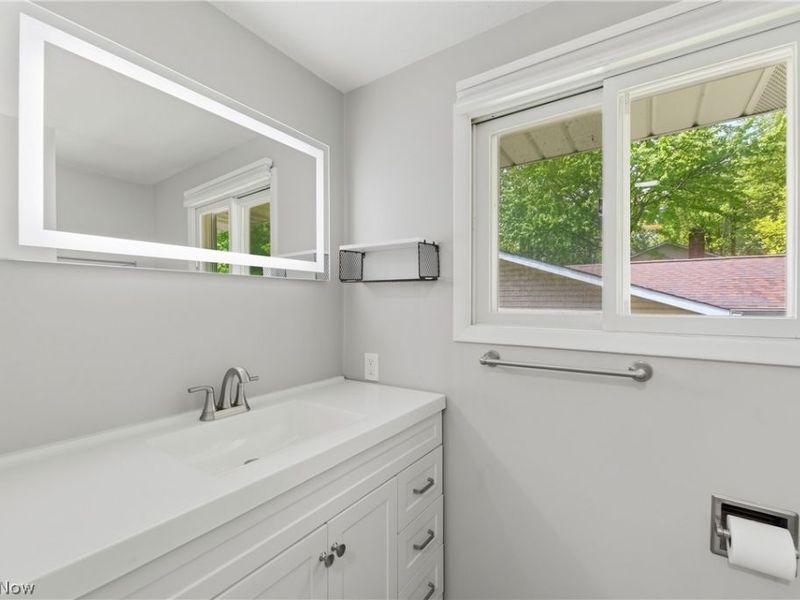 8139 Yorkshire Drive , Mentor, OH 44060 Photo 20