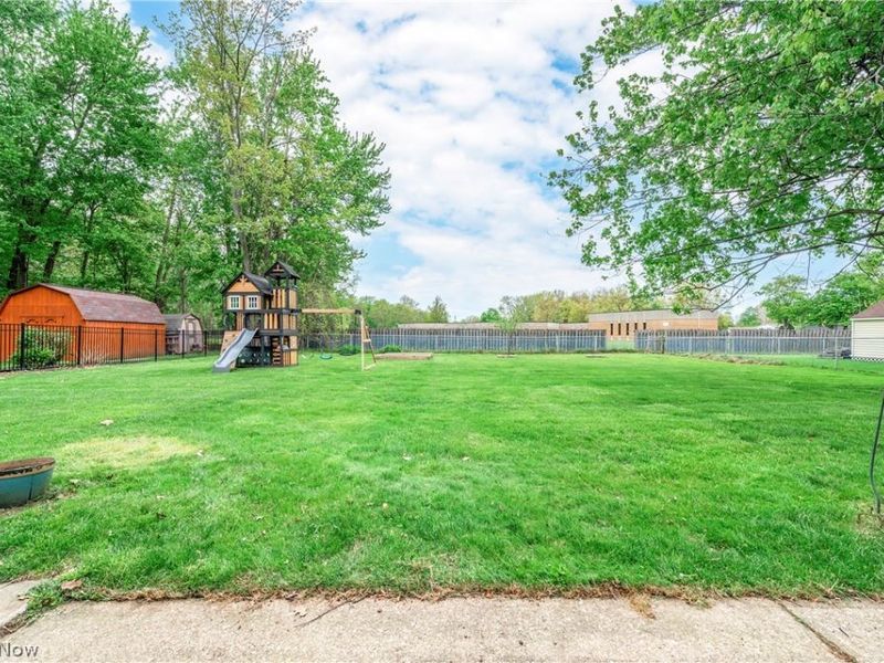 8139 Yorkshire Drive , Mentor, OH 44060 Photo 36