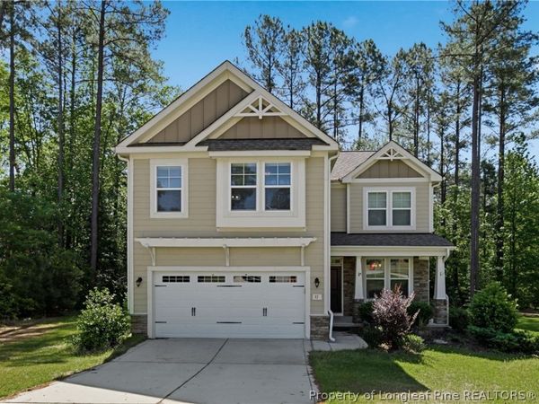 31 Waterside Circle, Spring Lake, NC 28390