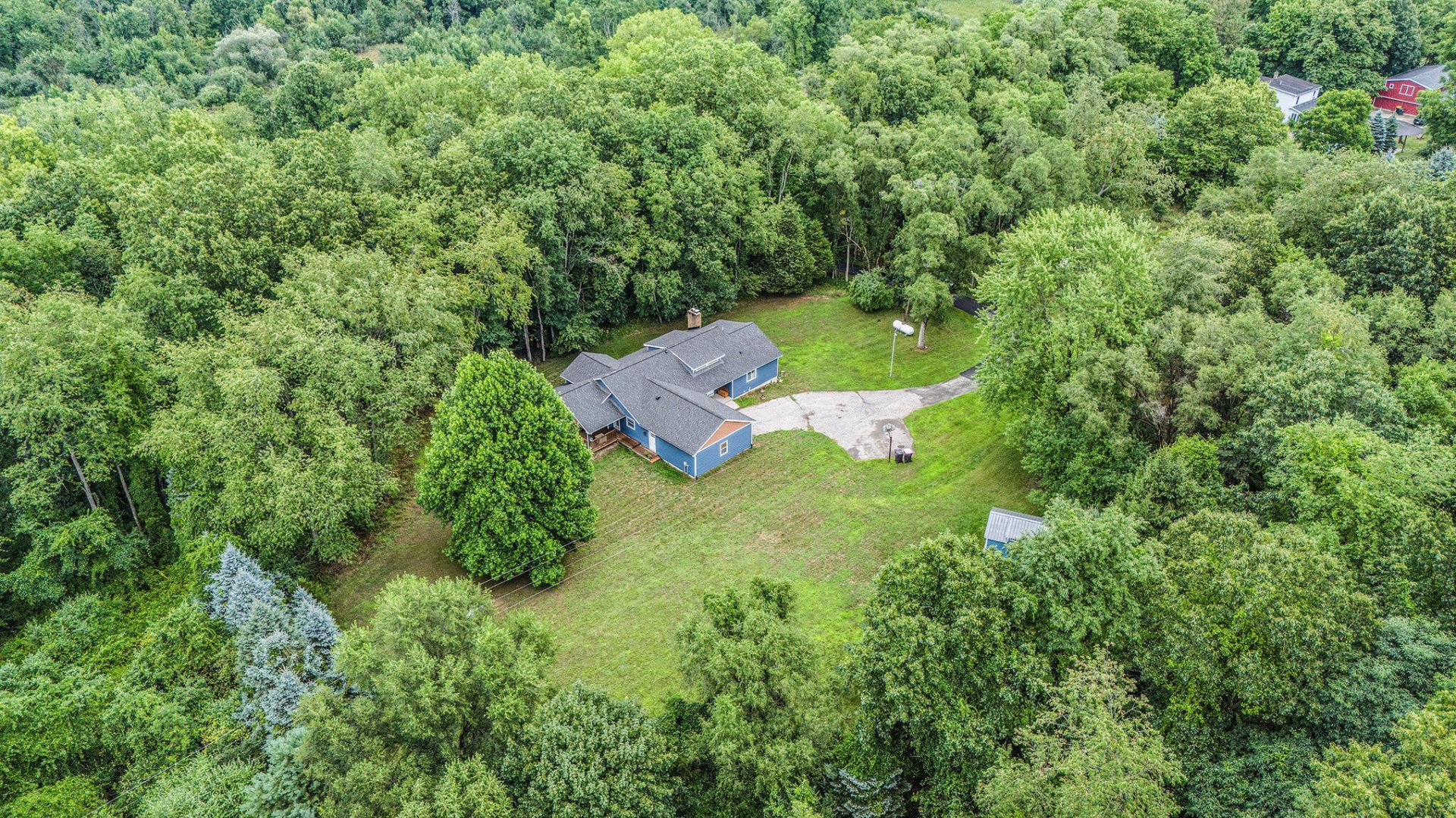 8300 Grand River Drive Se, Ada, MI 49301 Main Photo