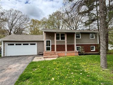 4742 Cottage Road, Gasport, NY 14067