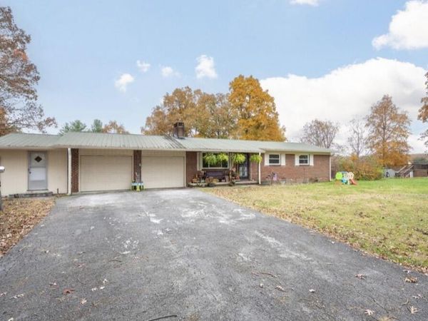 844 Miller Road, Signal Mountain, TN 37377