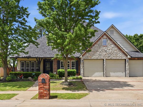 3828 S Sequoia Avenue, Broken Arrow, OK 74011